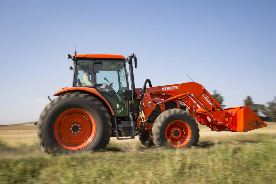Kubota M6S-111SHDC