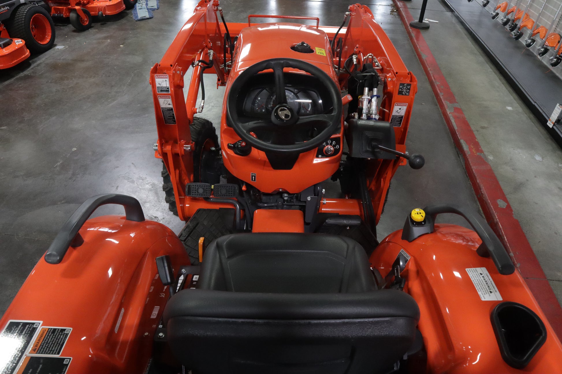 Kubota L3302HST