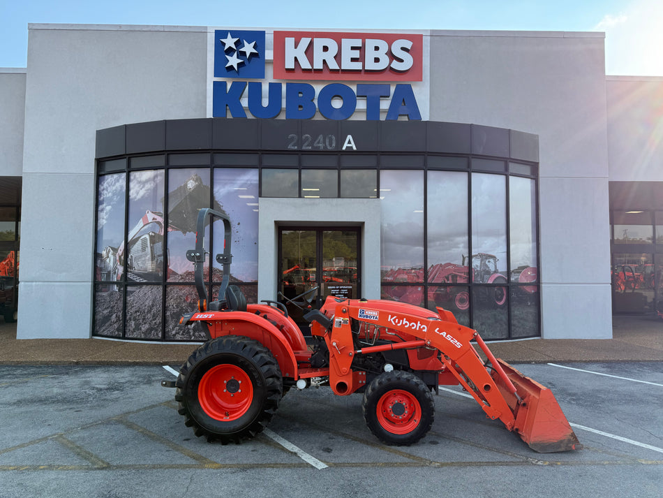2015 Kubota L3301HST - 54620